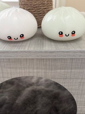 Cute viral dumplings squishy